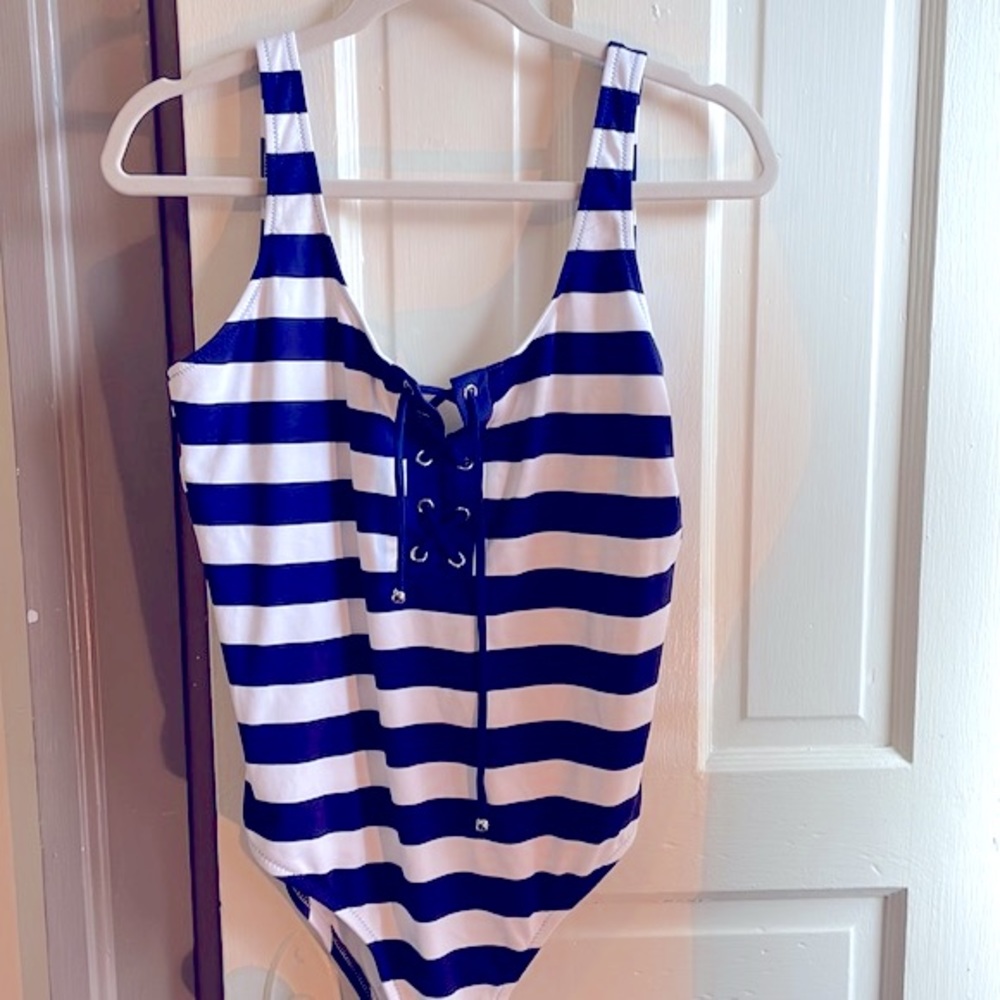 Nautical stripes